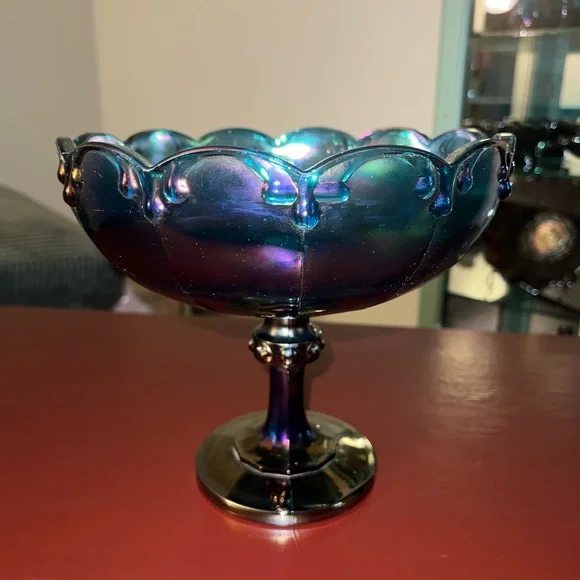 Vintage Fenton Carnival Blue Glass Pedestal Bowl - Picture 4 of 7